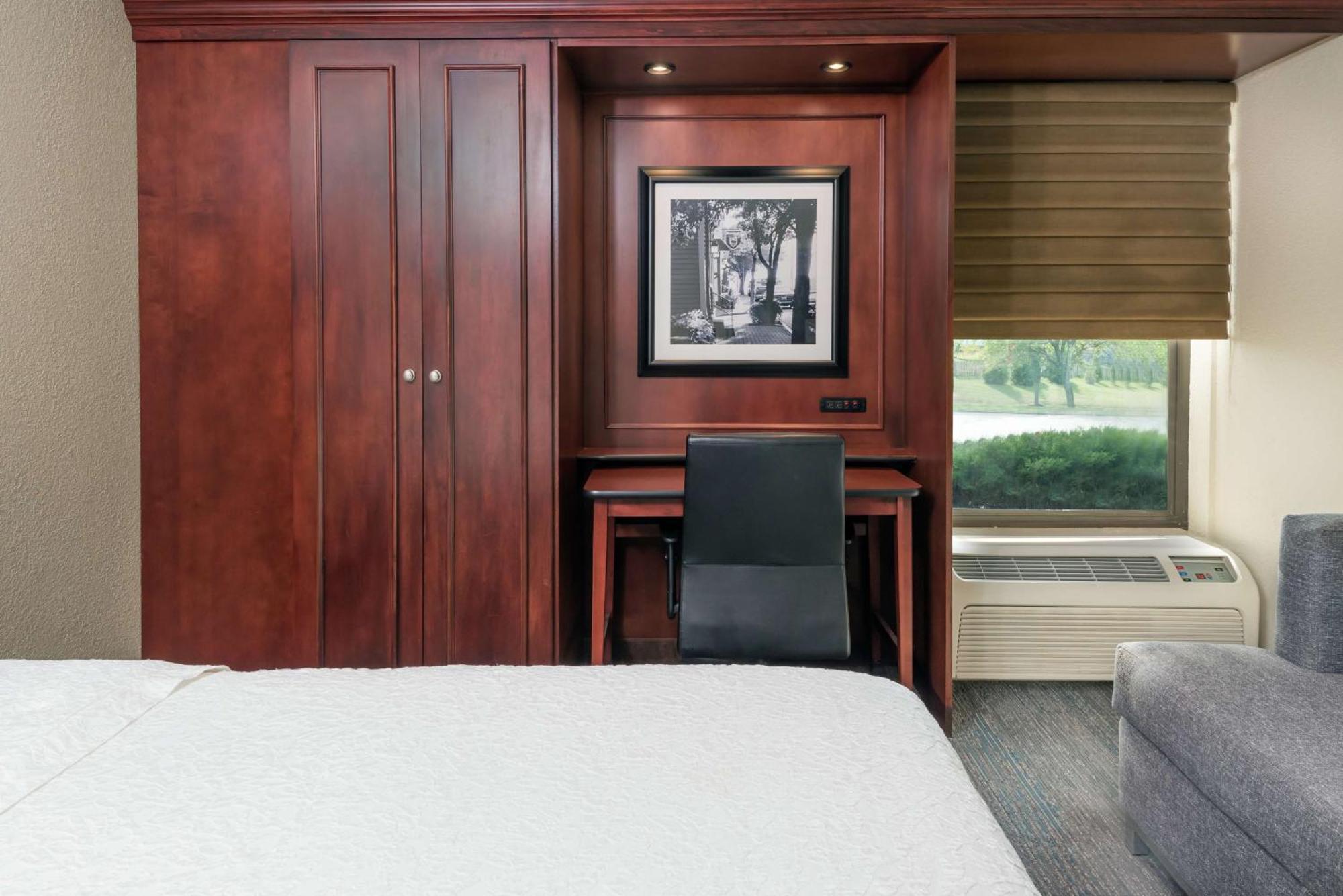 Hampton Inn By Hilton Indianapolis-South Southport Esterno foto