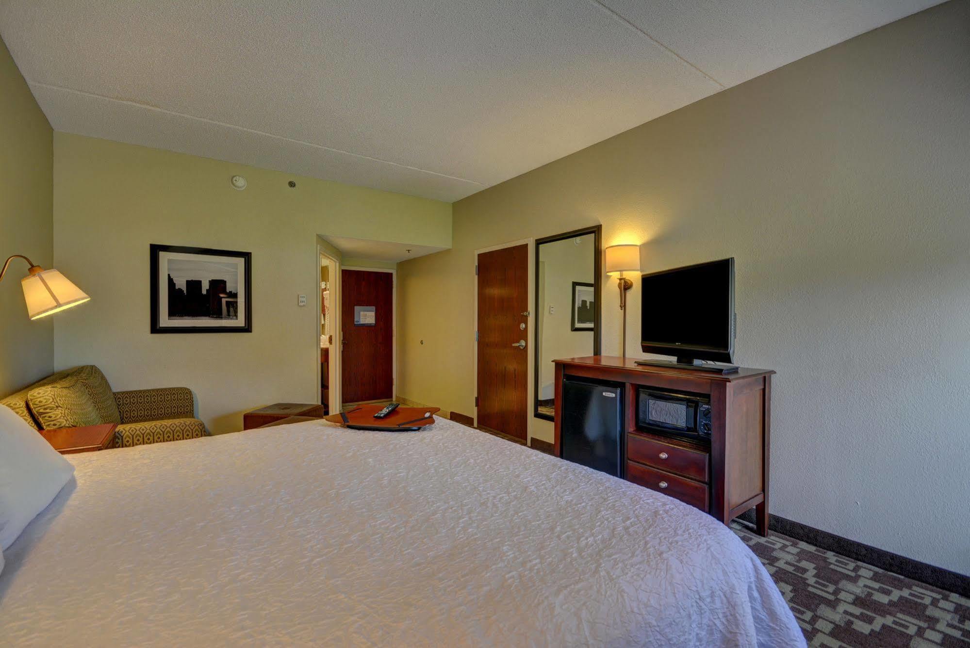 Hampton Inn By Hilton Indianapolis-South Southport Esterno foto